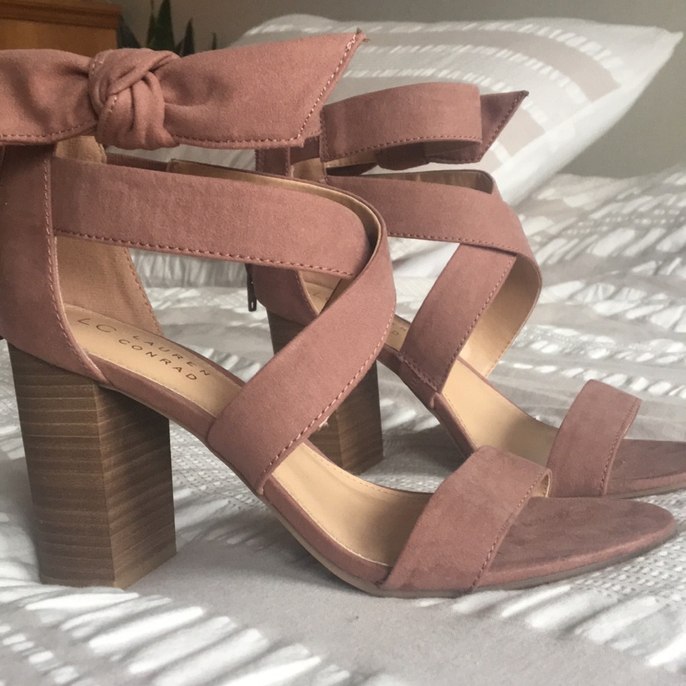LC Stacked Heels in mauve, size 7.5
